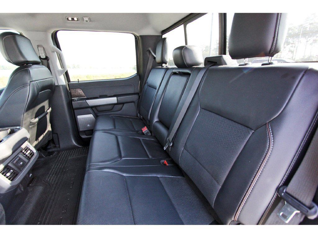Used 2023 Ford F350 Lariat w/ Tow Technology Package AWD/4WD image 14
