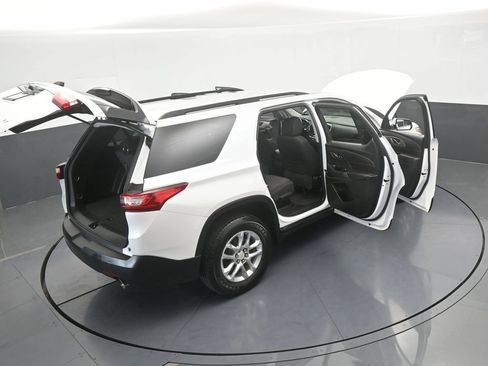 Used 2019 Chevrolet Traverse LT FWD image 68