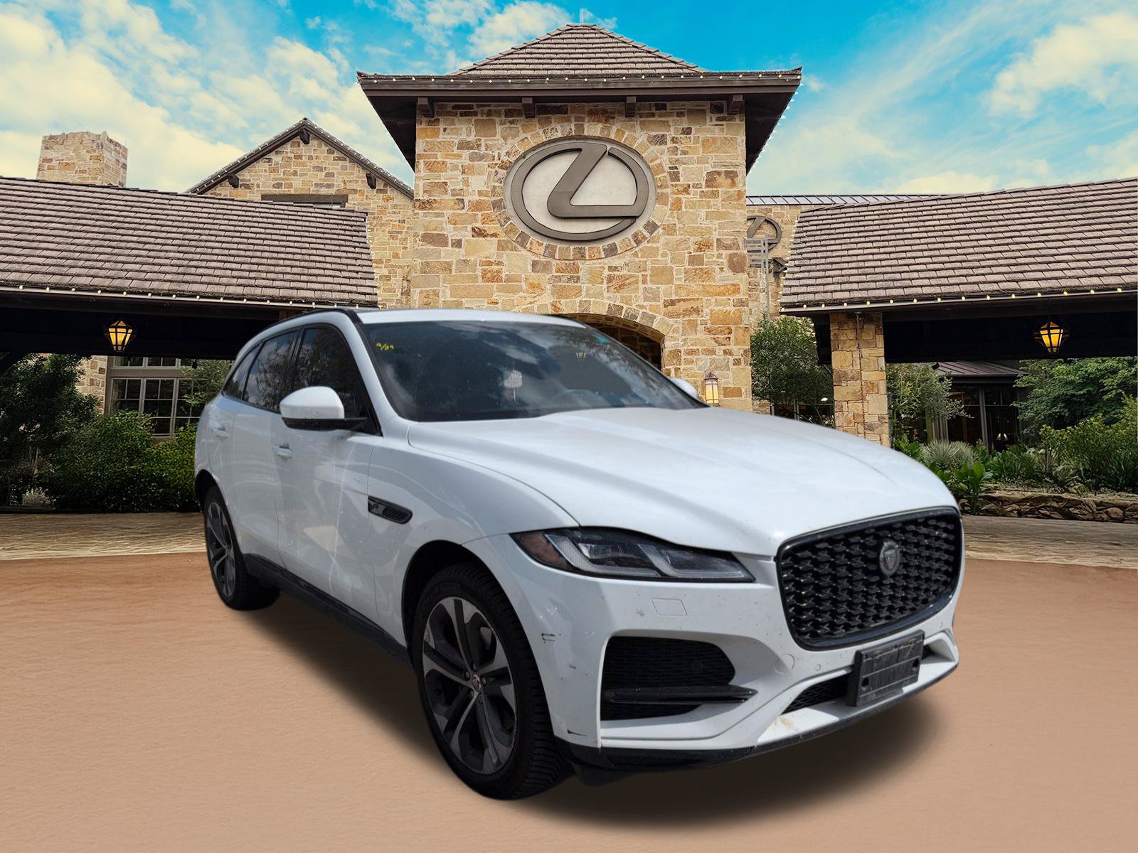 Used 2023 Jaguar F-PACE S AWD/4WD image 2
