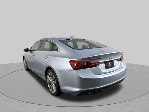 Used 2017 Chevrolet Malibu Premier w/ Premier Sun and Wheel Package FWD image 31