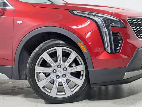 Used 2019 Cadillac XT4 Premium Luxury w/ Enhanced Visibility Package AWD/4WD image 5