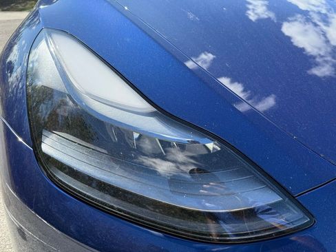 Used 2023 Tesla Model Y Performance image 4