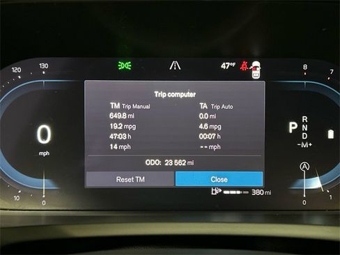 Used 2023 Volvo XC90 B5 Plus image 15