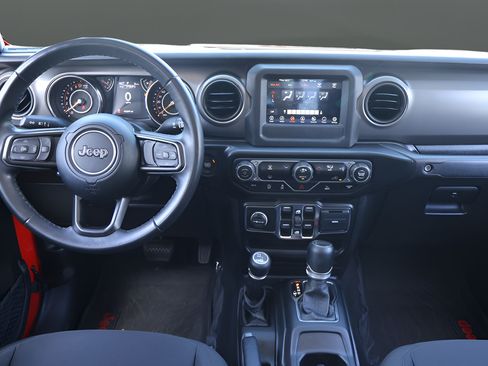 Used 2022 Jeep Gladiator Sport AWD/4WD image 15