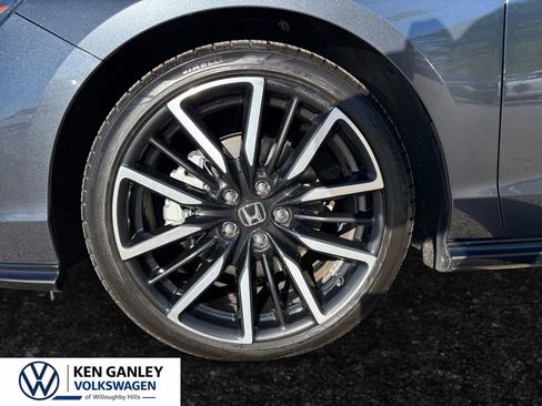 Used 2025 Honda Accord Touring image 10