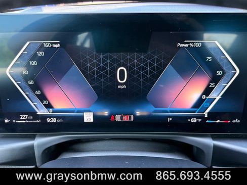 Used 2025 BMW 330i xDrive Sedan AWD/4WD image 33