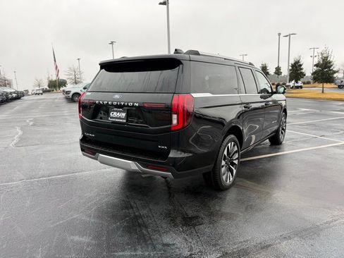 New 2026 Ford Expedition Max Platinum w/ Driver's Package image 8