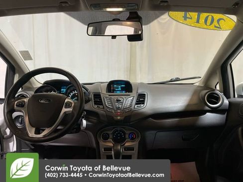 Used 2014 Ford Fiesta SE image 11