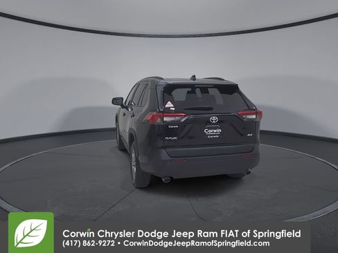 Used 2023 Toyota RAV4 XLE FWD image 12