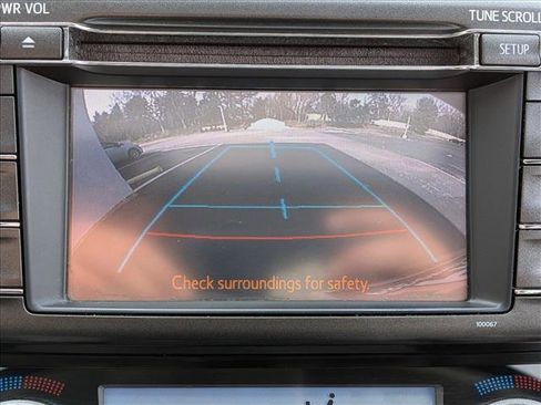 Used 2013 Toyota RAV4 XLE image 13