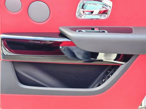 Used 2022 Rolls-Royce Cullinan image 7