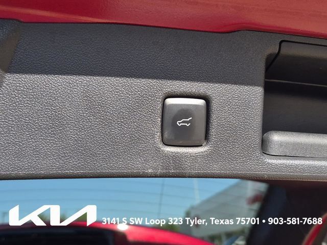 Used 2021 Ford Escape Titanium AWD/4WD image 11