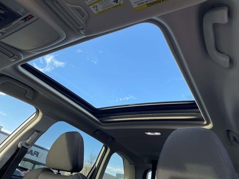 Used 2023 Subaru Forester Premium image 9