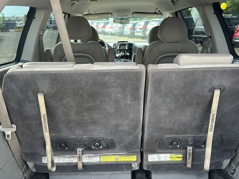 Used 2014 Kia Sedona LX w/ Power Package image 13