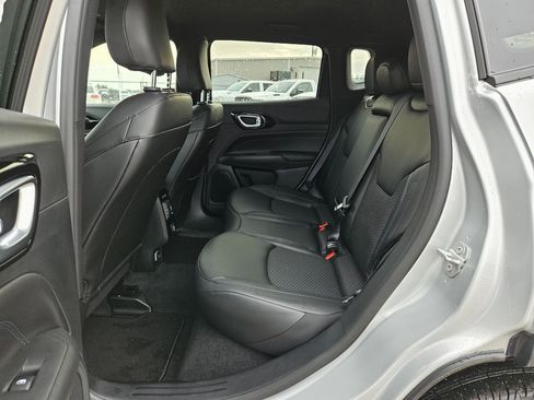 New 2026 Jeep Compass Latitude image 13
