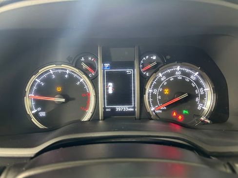 Used 2023 Toyota 4Runner Limited image 18