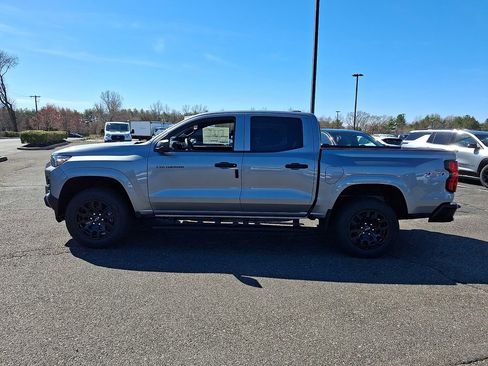 New 2026 Chevrolet Colorado W/T w/ WT Custom Package AWD/4WD image 5