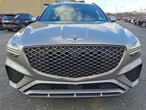 Used 2023 Genesis GV70 2.5T w/ Sport Prestige Package image 2