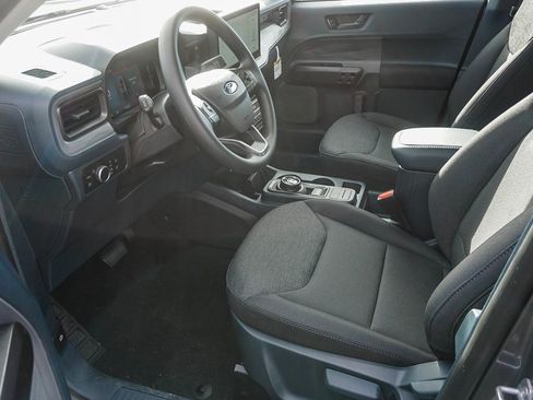 New 2025 Ford Maverick XL image 17