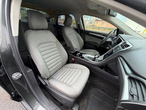 Used 2015 Ford Fusion S image 12