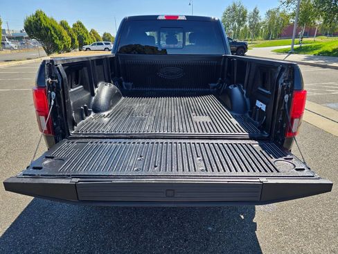 Used 2018 Ford F150 Platinum w/ Max Trailer Tow Package AWD/4WD image 16