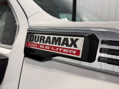 Used 2024 GMC Sierra 2500 Denali w/ Denali Reserve Package AWD/4WD image 4