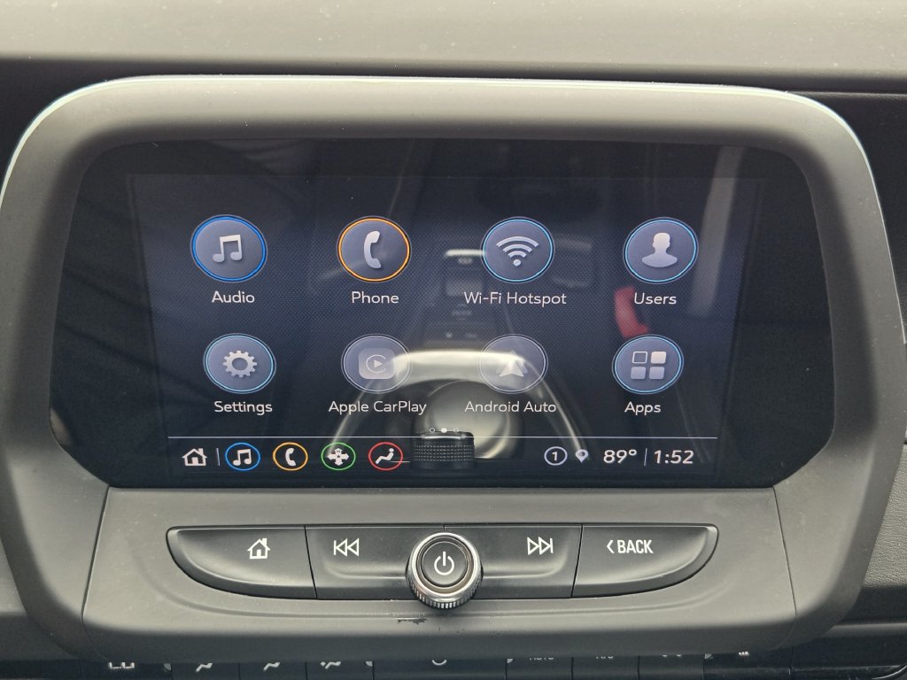 Used 2022 Chevrolet Camaro LT w/ Technology Package RWD image 17