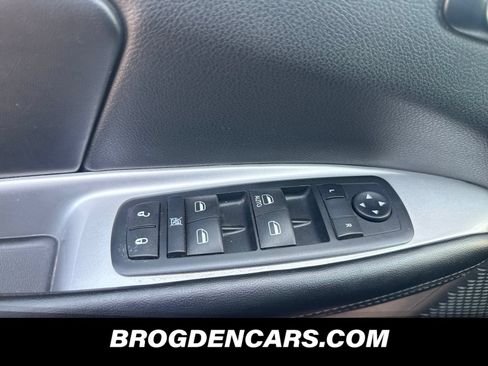 Used 2016 Dodge Journey SXT w/ Comfort/Convenience Group AWD/4WD image 9