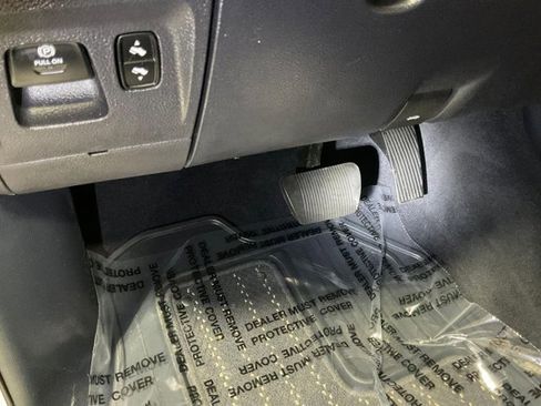 Used 2020 RAM 1500 Limited w/ Bed Utility Group image 38