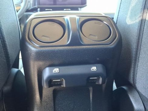 Used 2024 Jeep Wrangler Unlimited AWD/4WD image 18