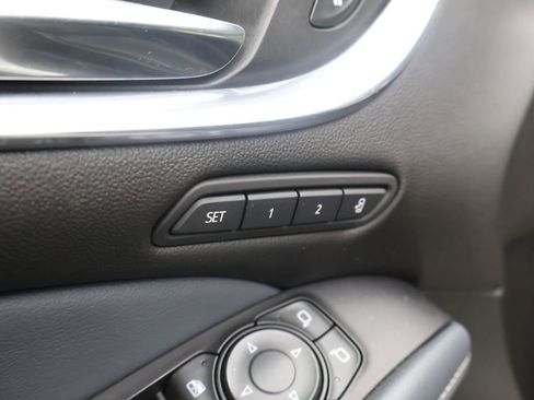 Used 2022 Buick Enclave Premium AWD/4WD image 20