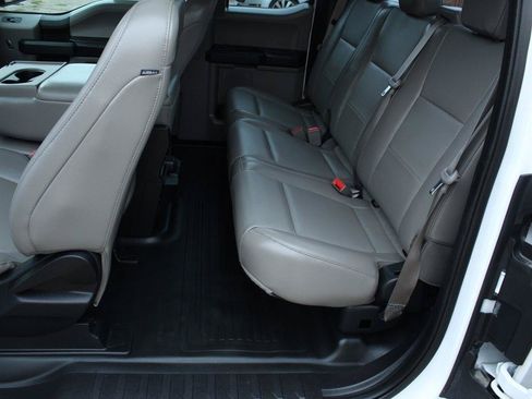 Used 2018 Ford F150 XL w/ Equipment Group 101A Mid RWD image 19