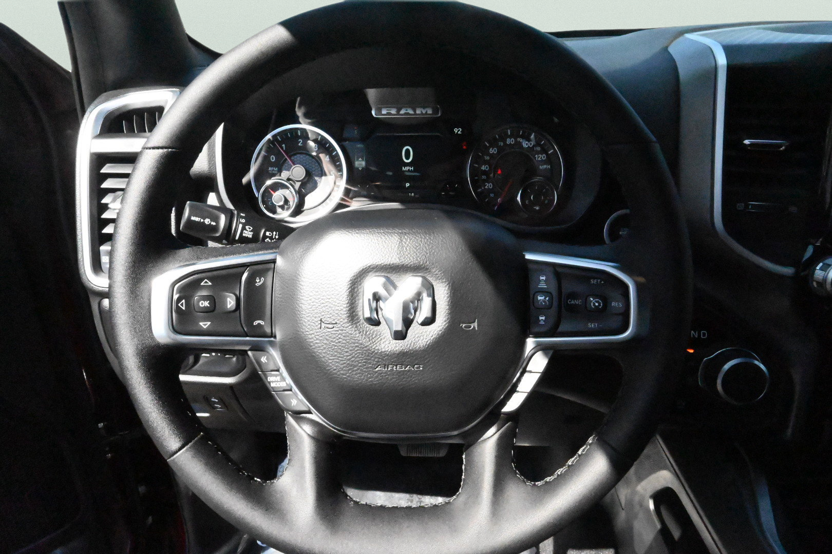 Used 2025 RAM 1500 Big Horn AWD/4WD image 18
