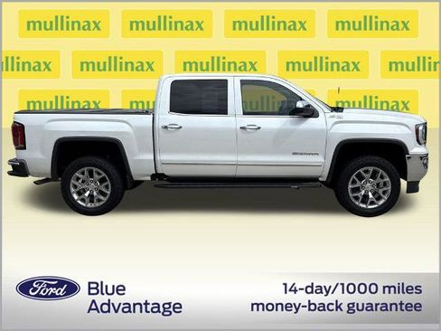 Used 2017 GMC Sierra 1500 SLT w/ SLT Premium Package image 2