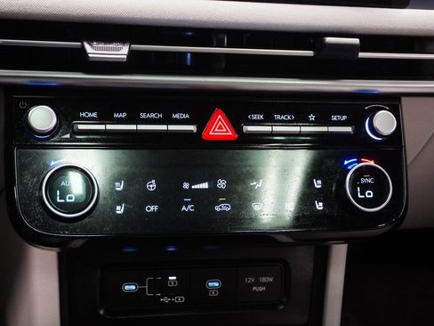 Used 2025 Hyundai Tucson Limited image 28