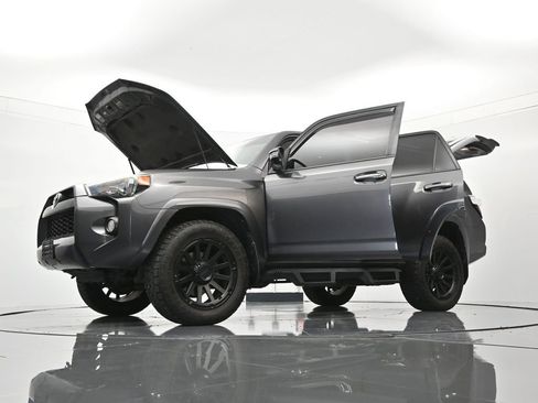 Used 2019 Toyota 4Runner SR5 Premium image 50