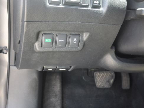 Used 2015 Nissan Sentra SV FWD image 27
