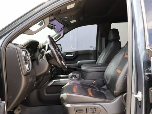 Used 2021 GMC Sierra 1500 AT4 w/ AT4 Premium Package AWD/4WD image 8