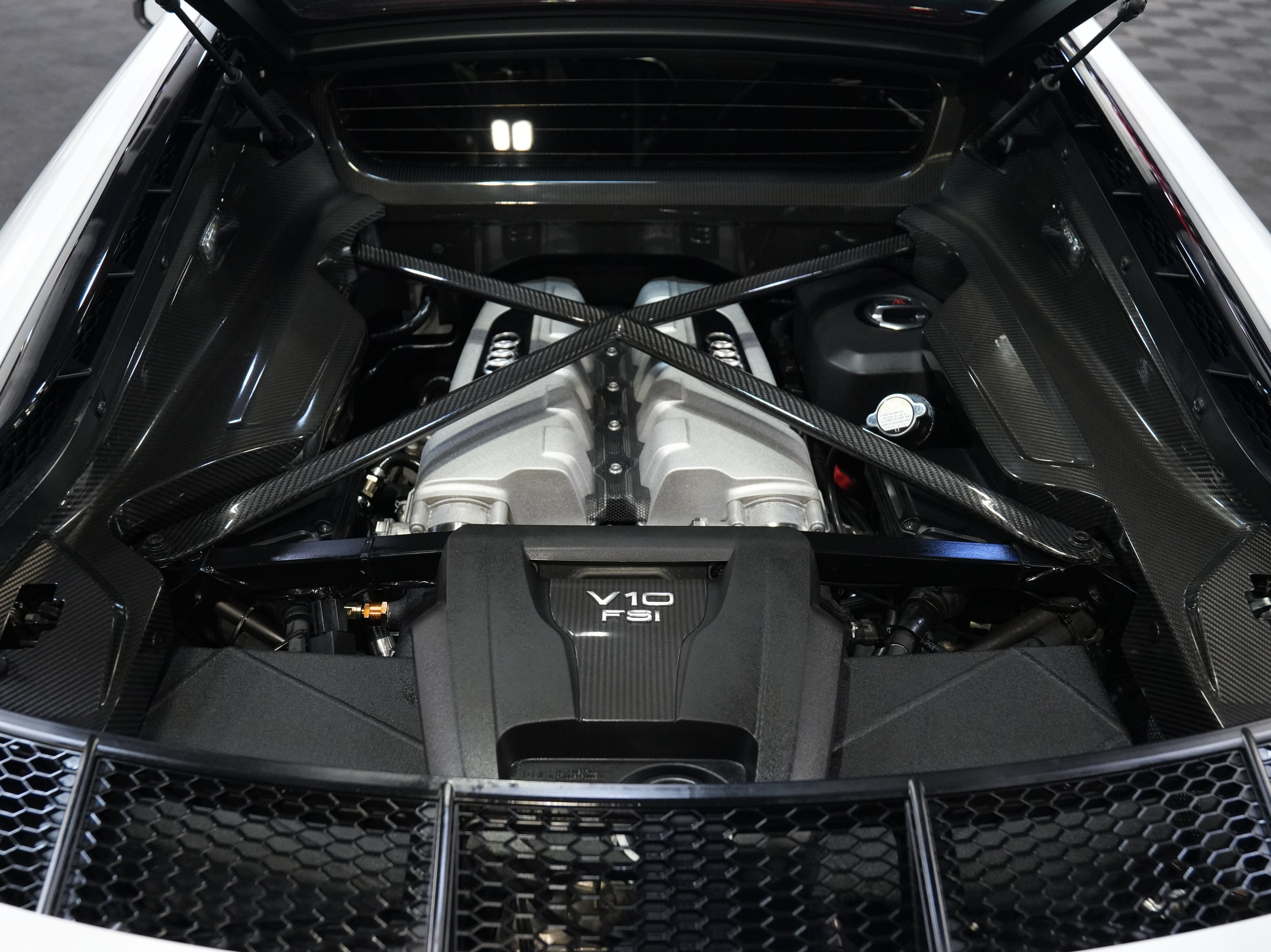 Used 2017 Audi R8 V10 plus AWD/4WD image 54