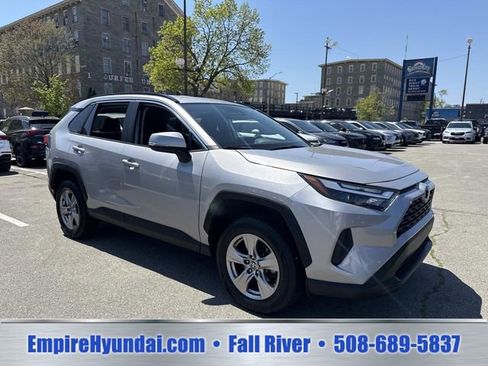Used 2023 Toyota RAV4 XLE FWD image 2