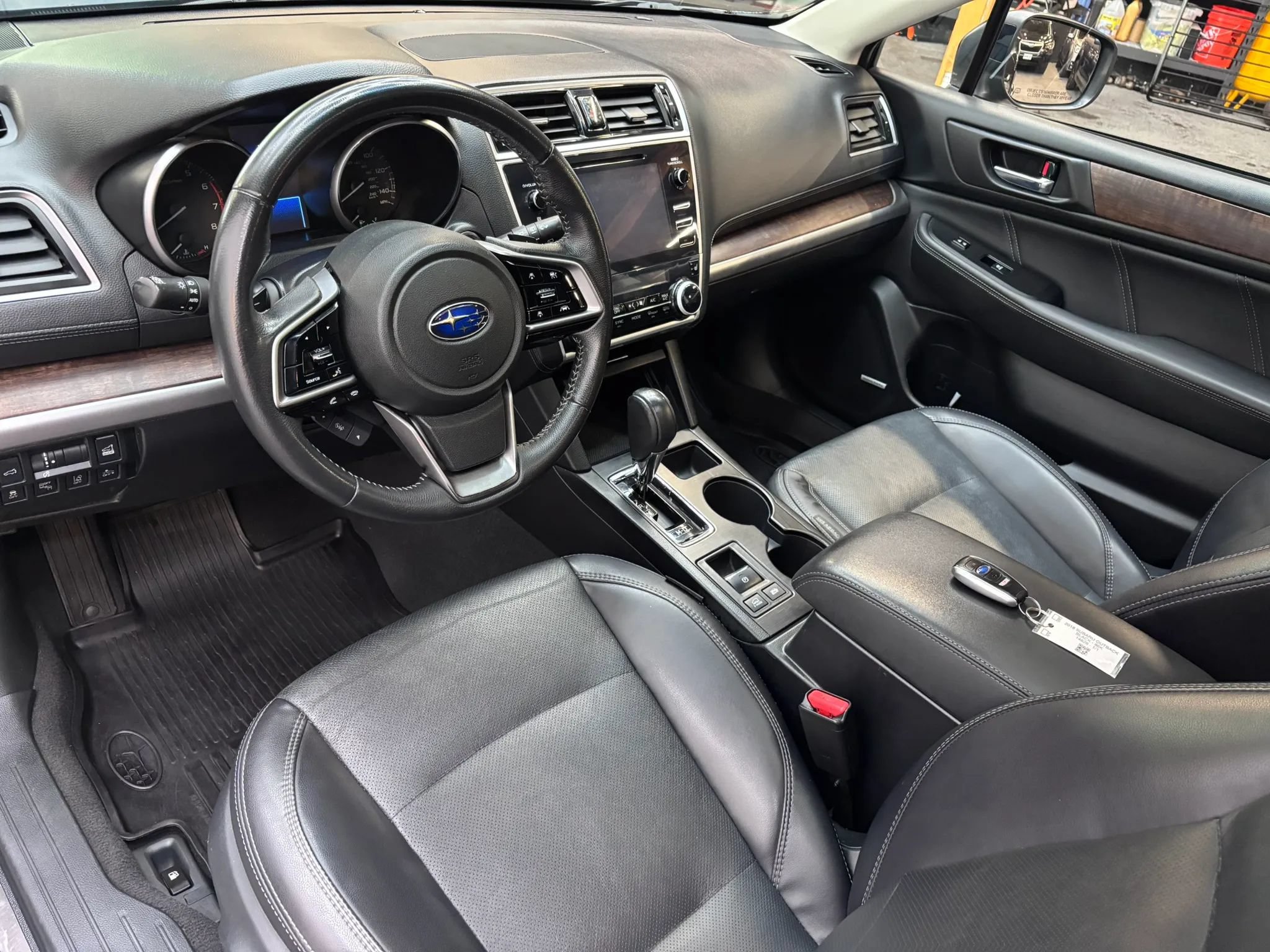 Used 2018 Subaru Outback 2.5i Limited AWD/4WD image 8