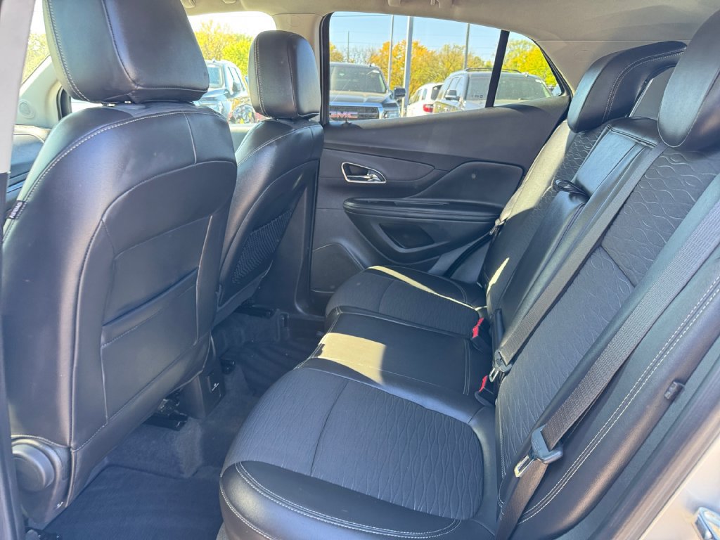Used 2015 Buick Encore Convenience FWD image 34