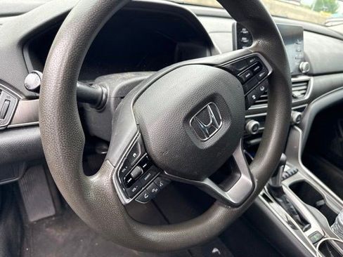Used 2018 Honda Accord LX image 13