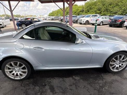 Used 2005 Mercedes-Benz SLK 350 image 8