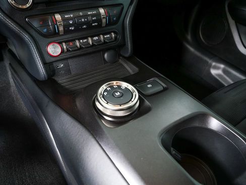 Used 2021 Ford Mustang Shelby GT500 w/ Technology Package image 17