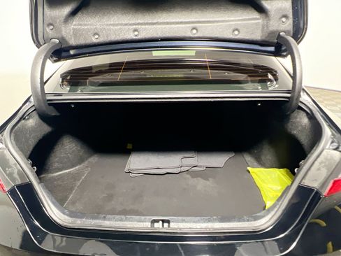 Used 2023 Toyota Camry SE image 33