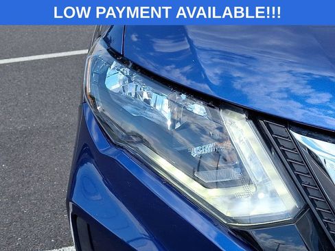 Used 2020 Nissan Rogue SL AWD/4WD image 12