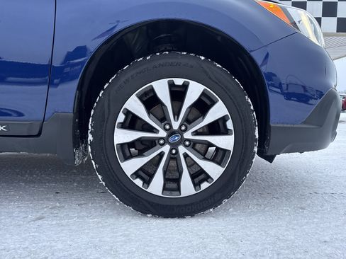 Used 2017 Subaru Outback 2.5i Limited image 9