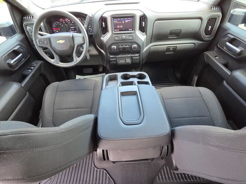 Used 2023 Chevrolet Silverado 2500 Custom w/ Custom Convenience Package AWD/4WD image 23