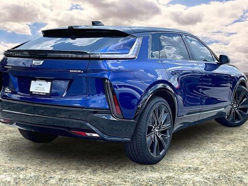 Used 2024 Cadillac Lyriq Sport w/ Nappa Leather Package AWD/4WD image 5